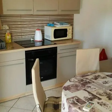 In Vrvari With Balcony, Air Conditioning, W-lan, Washing Machine 664-3 *