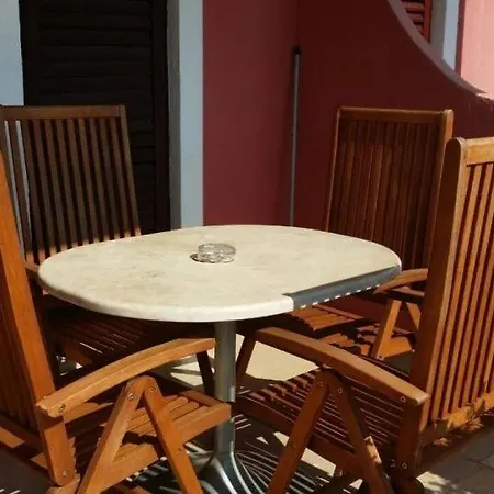 In Vrvari With Balcony, Air Conditioning, W-lan, Washing Machine 664-3 ポレッチ